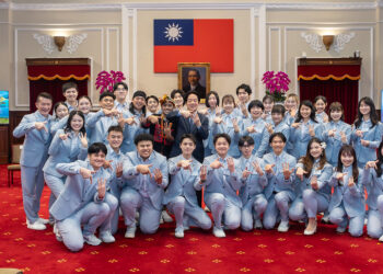 賴清德總統接見青年大使訪問團 肯定出訪成果 期勉保持探索世界熱情 讓世界看見臺灣、替臺灣未來寫歷史