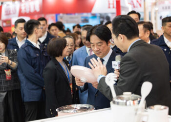 賴清德總統出席2026電器年終展 肯定產業在災後重建中的貢獻，推動節能與淨零轉型政策
