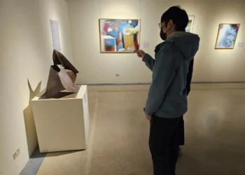 台中大墩文化中心展出陳庭詩作品 廢鐵化身永續藝術