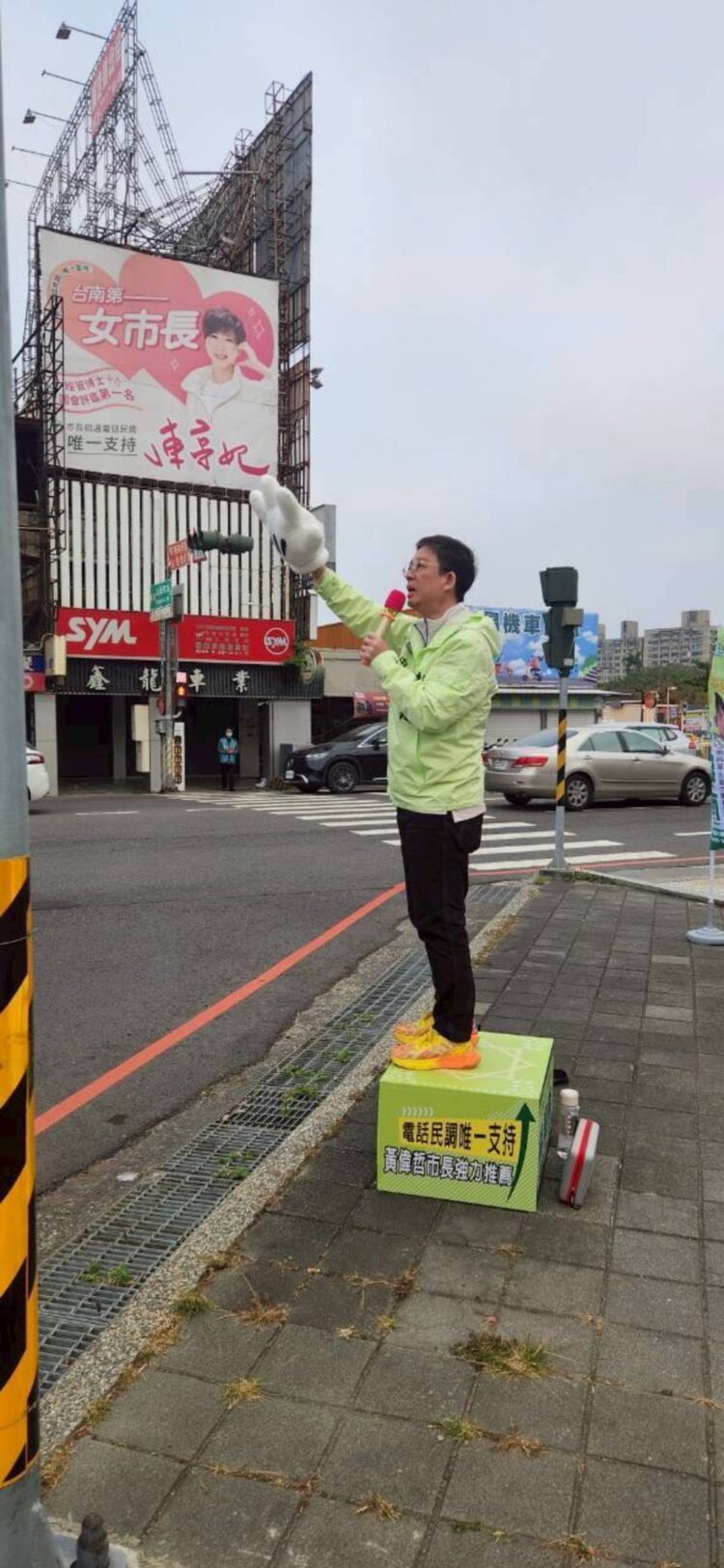 民進黨臺南第8選區初選升溫 林建南重返選戰上街頭展開基層拜票