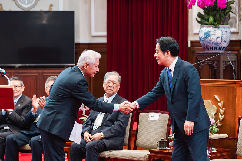 賴清德總統接見進出口商業同業公會全國聯合會 強調政府作產業堅實後盾、深化國際經貿布局