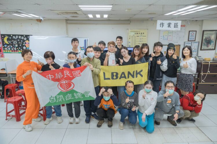 LBank 攜手 Web3 KOL 走進星兒世界 用陪伴點亮成長之路