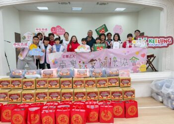 寒冬裡不曾被遺忘的愛：臺灣詠愛志工把溫暖送進長輩的家