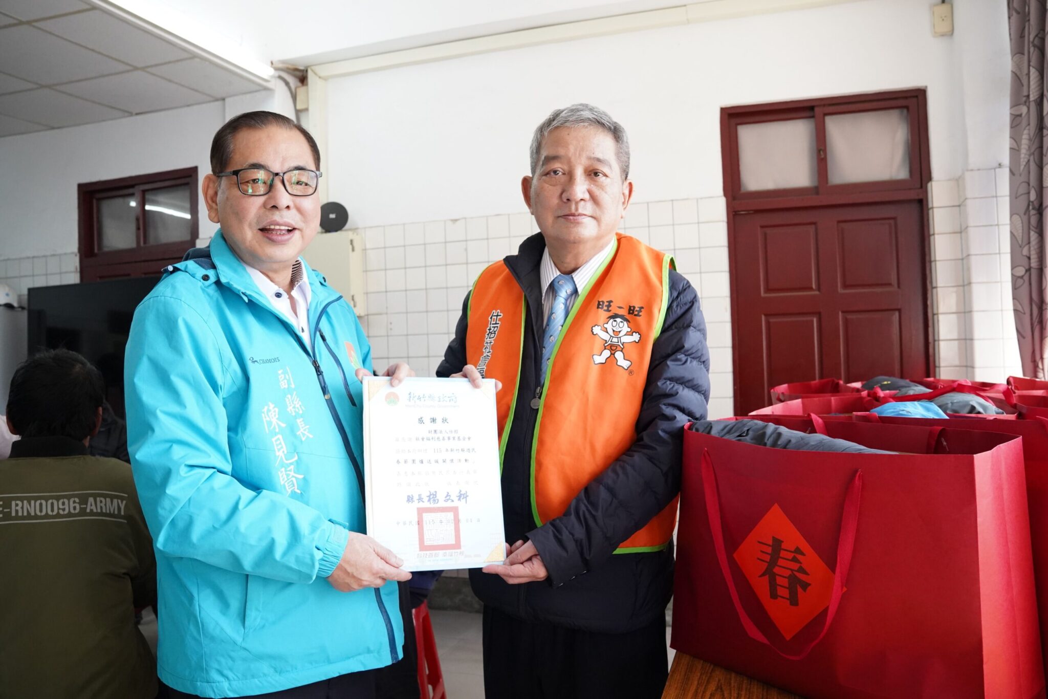 新竹縣33遊民列冊 陳見賢赴收容所關懷街友