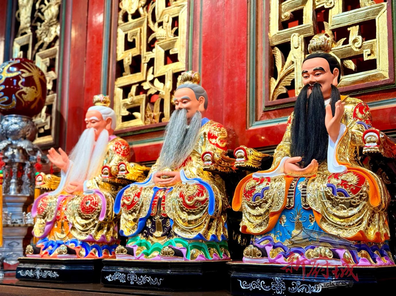 台南佛具專賣店 融合新中式風格與信仰 打造現代宴王擺設空間 台南佛具專賣店 融合新中式風格與信仰 打造現代宴王擺設空間