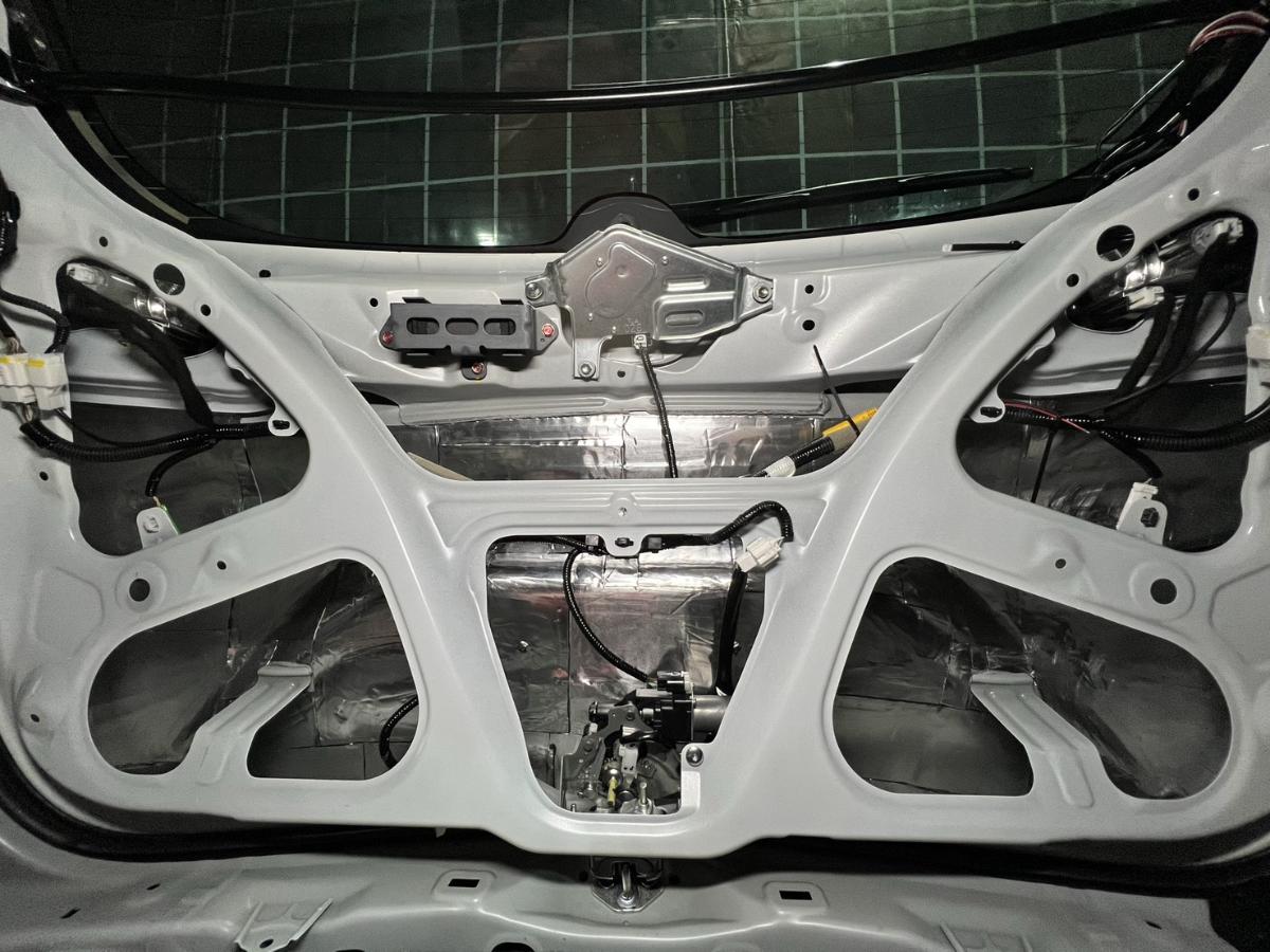 台南永康汽車維修職人 以汽車隔音為起點 深入靜音每一細節