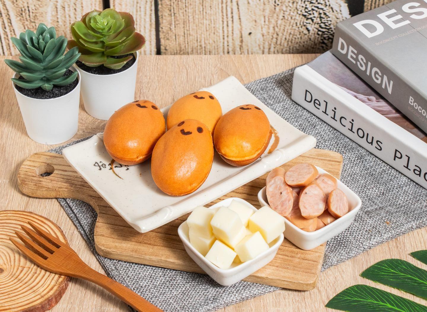 板橋特色咖啡廳裡剛出爐的雞蛋糕 誘人香氣從日常到夜市