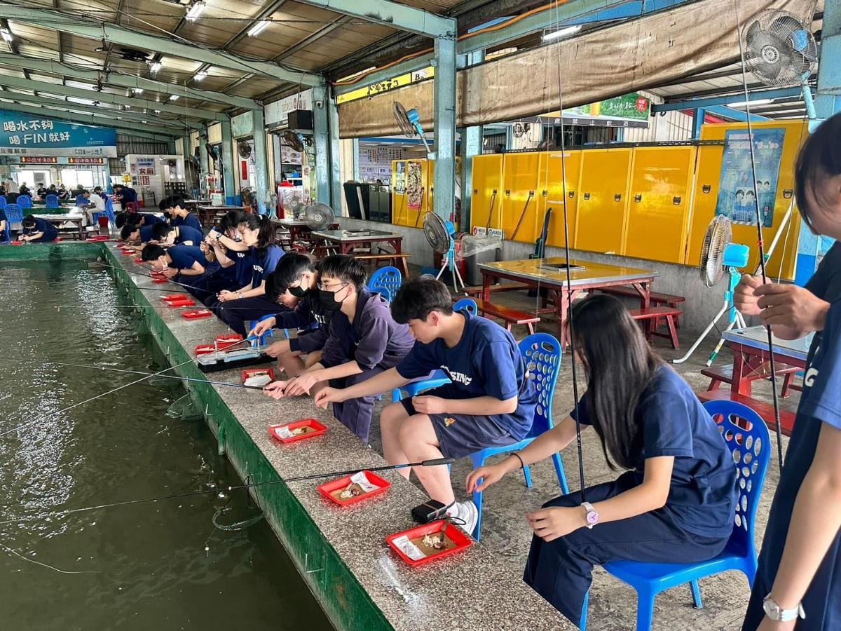 宜蘭五結釣蝦場 釣蝦＋熱炒＋自助烤肉 雨天也能玩 打造全天候休閒空間
