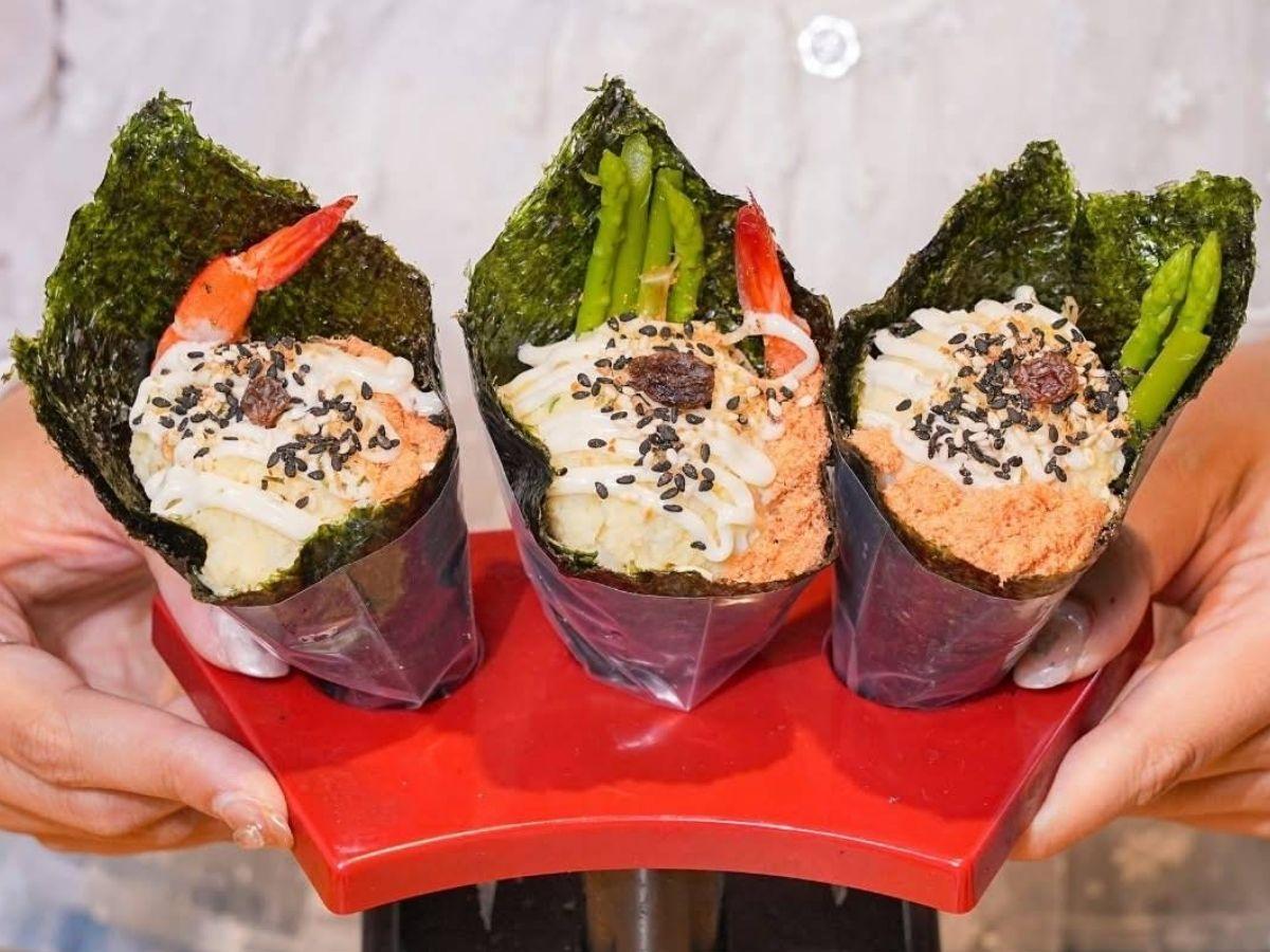 頭城火車站必吃平價日料！百元現熬豚骨拉麵 奶香滿滿超對味