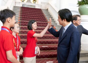 賴清德總統接見亞太資通訊科技聯盟大賽獲獎代表隊 肯定臺灣研發與創新實力刷新紀錄