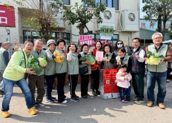 捐發票送高麗菜助農民過好年 林建南攜手民間團體三場公益活動圓滿完成