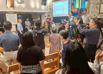 主愛之家以洗腳為記 實踐謙卑服事精神 陪伴更生人走向重生之路