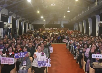 青春不吸毒 未來有藍圖》 花蓮縣長徐榛蔚出席反毒特展開幕 公私協力建構兒少防護網