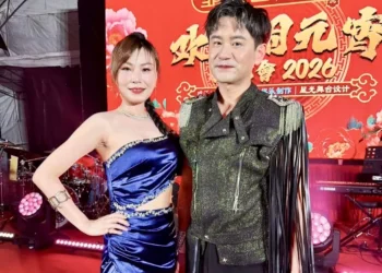 【吸金力驚人】吳俊宏、林琇琪星國合體 狂收上百紅包「拿到手軟」
