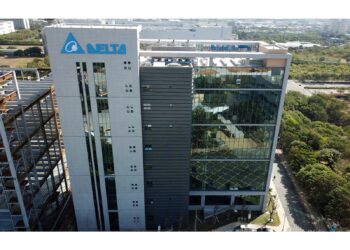 台達電(2308)強勢漲停 揭密「3年EPS翻3倍」的底氣