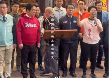 賴清德大年初二走春台南祀典武廟發福袋 武廟主委疑受諾羅影響突嘔吐、活動一度中斷