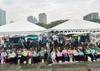 反毒教育走入家庭與城市生活 「反毒1加1 讓愛1家1」高雄登場吸引親子共響應