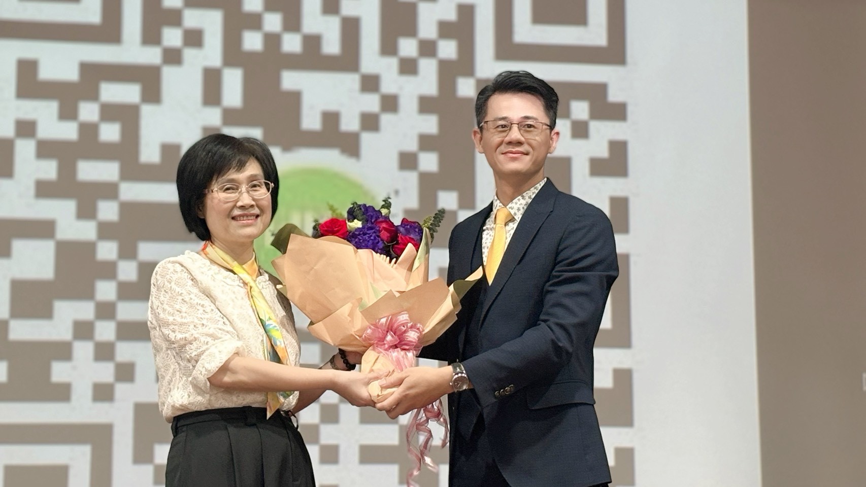 從AI時代談身心節奏 陳淑意中醫師分享日常保健與養生觀念 從AI時代談身心節奏 陳淑意中醫師分享日常保健與養生觀念