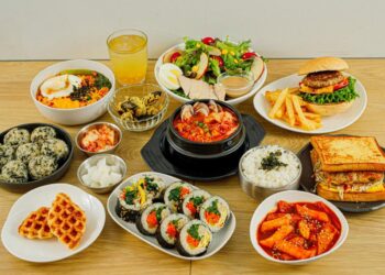 北屯韓式早午餐 麻油飯捲現點現做 搭配魚板湯超滿足