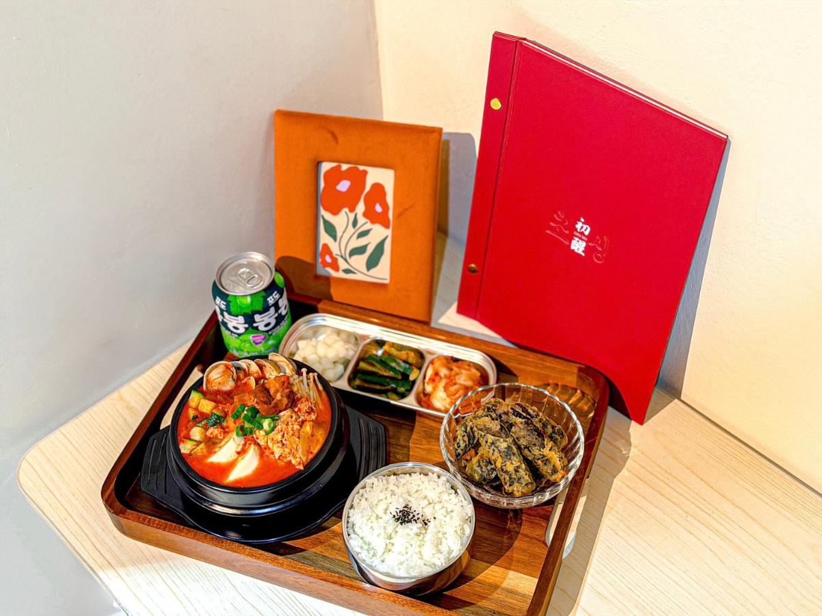 北屯韓式早午餐 麻油飯捲現點現做 搭配魚板湯超滿足