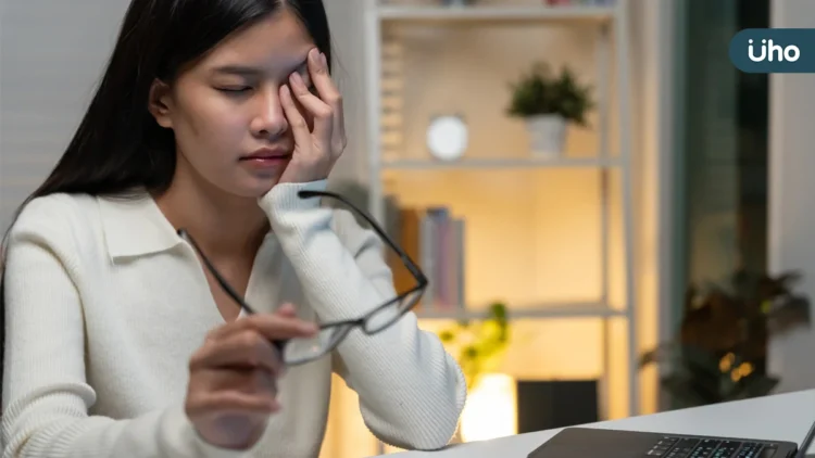 葉黃素推薦全攻略：游離型怎麼選？掌握10:2黃金比例不踩雷