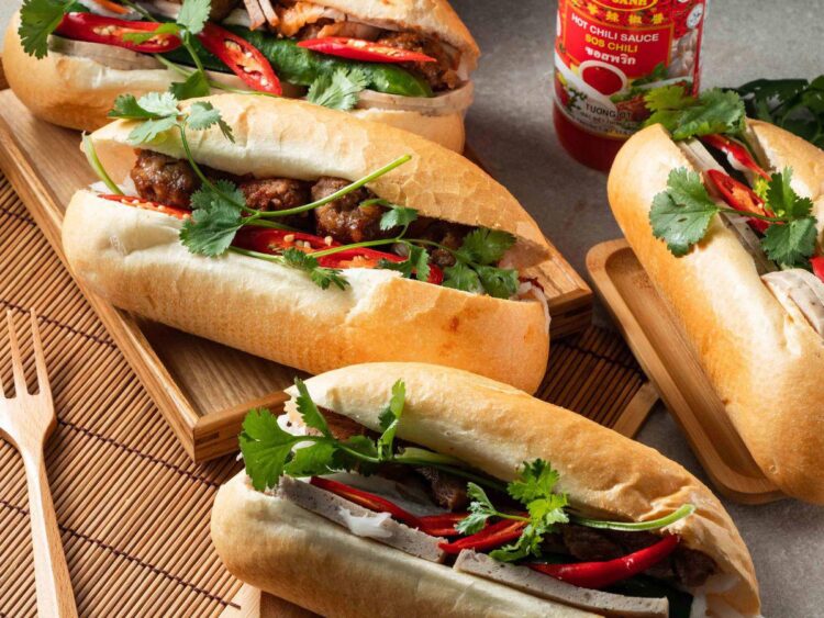 通化街必吃異國美食 大安區巷弄藏傳承道地風味酥脆越南麵包