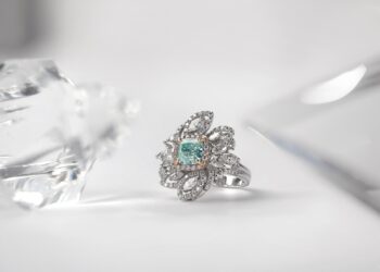 亞帝芬奇 繽紛永恆 彩鑽與高端珠寶極致呈現