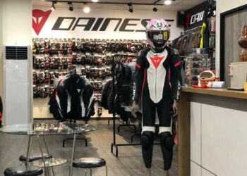 彰化騎士裝備選購指南 26年老店轉型 百坪空間打造專屬防護