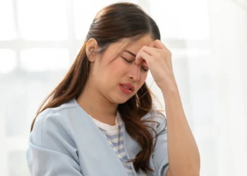 緊張與焦慮的身心機制 從壓力荷爾蒙到中醫調理