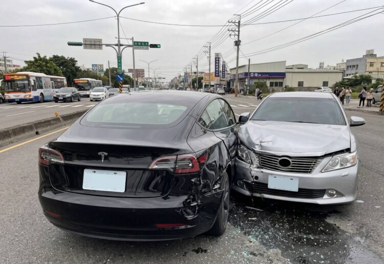 社團法人台灣動產鑑價發展協會 專業鑑價助車主追回數十萬「車價減損」補償