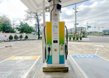 Acon-eco連展電能科技攜手台糖加油站，打造五站180kW超級快充進駐南台灣