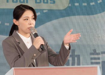 驚爆高虹安收柯文哲700萬 李貞秀致歉：資訊混淆了