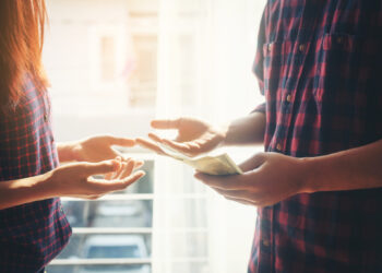 避開人間大型廢棄物 辨識軟飯男的隱藏性特徵和優雅止損策略