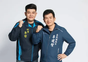 愚人節表態「會不會怪怪」？ 第一選區縣議員李建智交棒、兒李哲服務延續