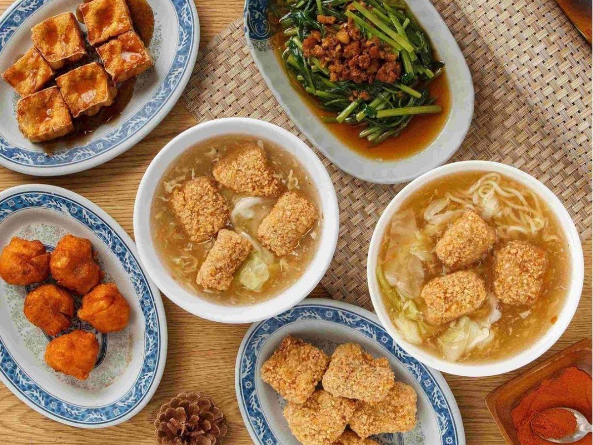 扁魚香氣與麵條交織，展現經典風味，也是許多外地遊客心目中的桃園旅遊必吃美食（圖/Medick Marketing Ltd.提供）