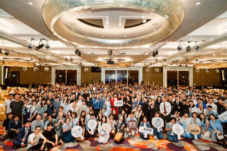 從高速展店到「值得被愛」阿爾法餐飲邁向全球品牌之路