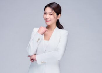 最美八點檔女王白家綺雙喜臨門 大婚前夕宣布晉升品牌監製「飲后超纖飲」誕生