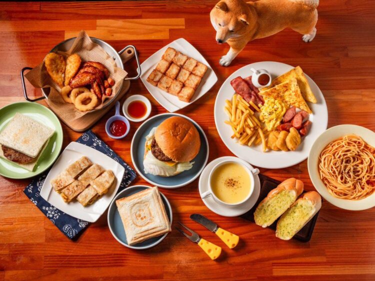 宜蘭寵物友善輕食 療癒柴犬主題下午茶 與毛孩共度愜意時光