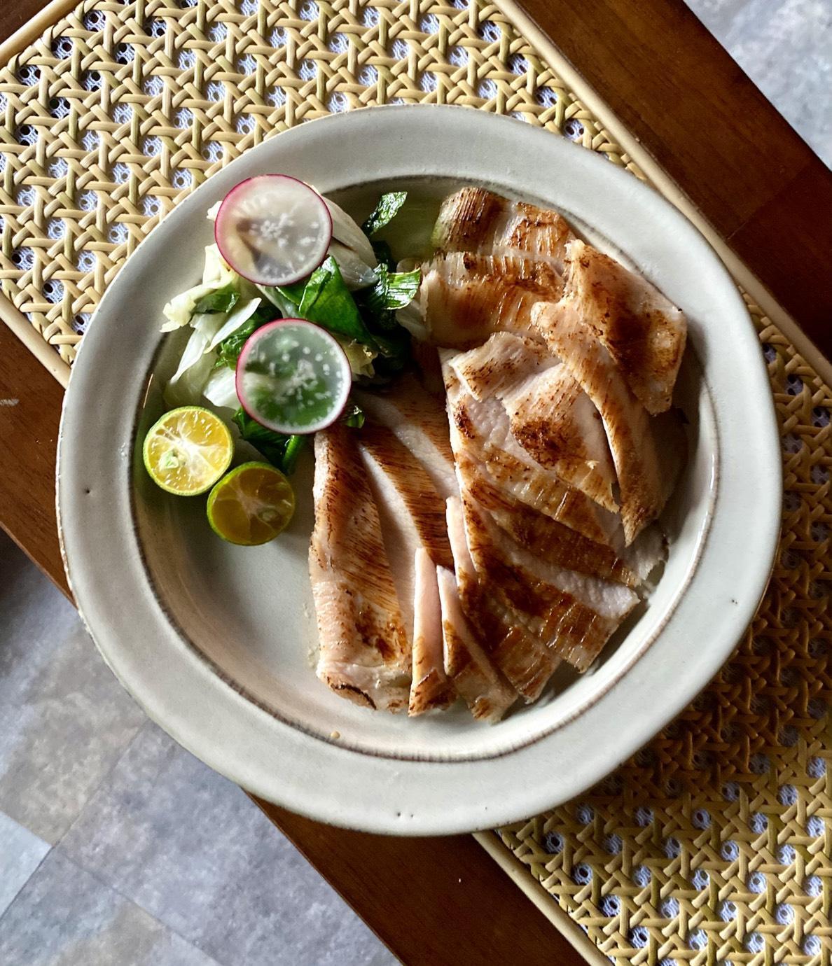 板橋中山路宵夜 職人蒜香串燒配暖心關東煮 深夜小酌必訪