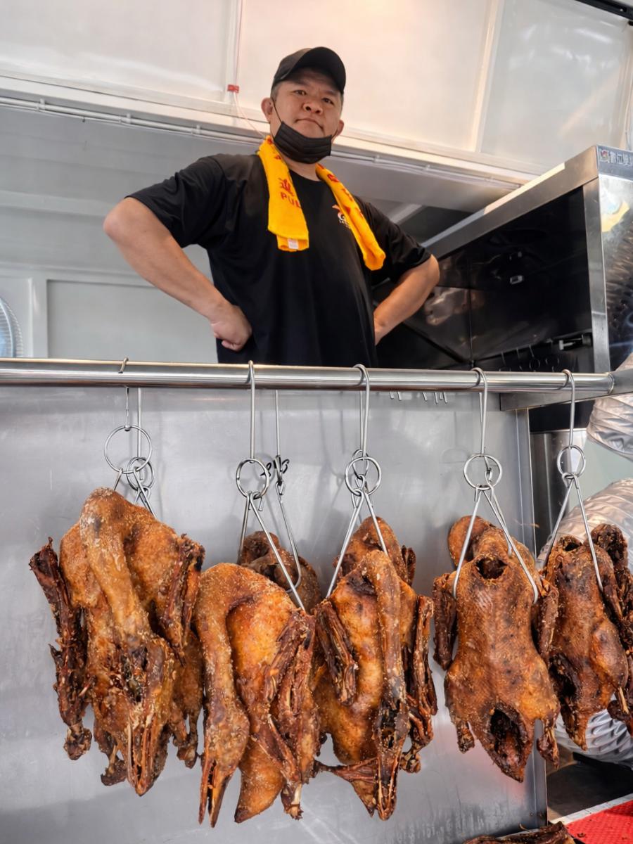 埔里美食 二代把辦桌手路菜搬上巡迴餐車 方便外帶功夫香酥鴨