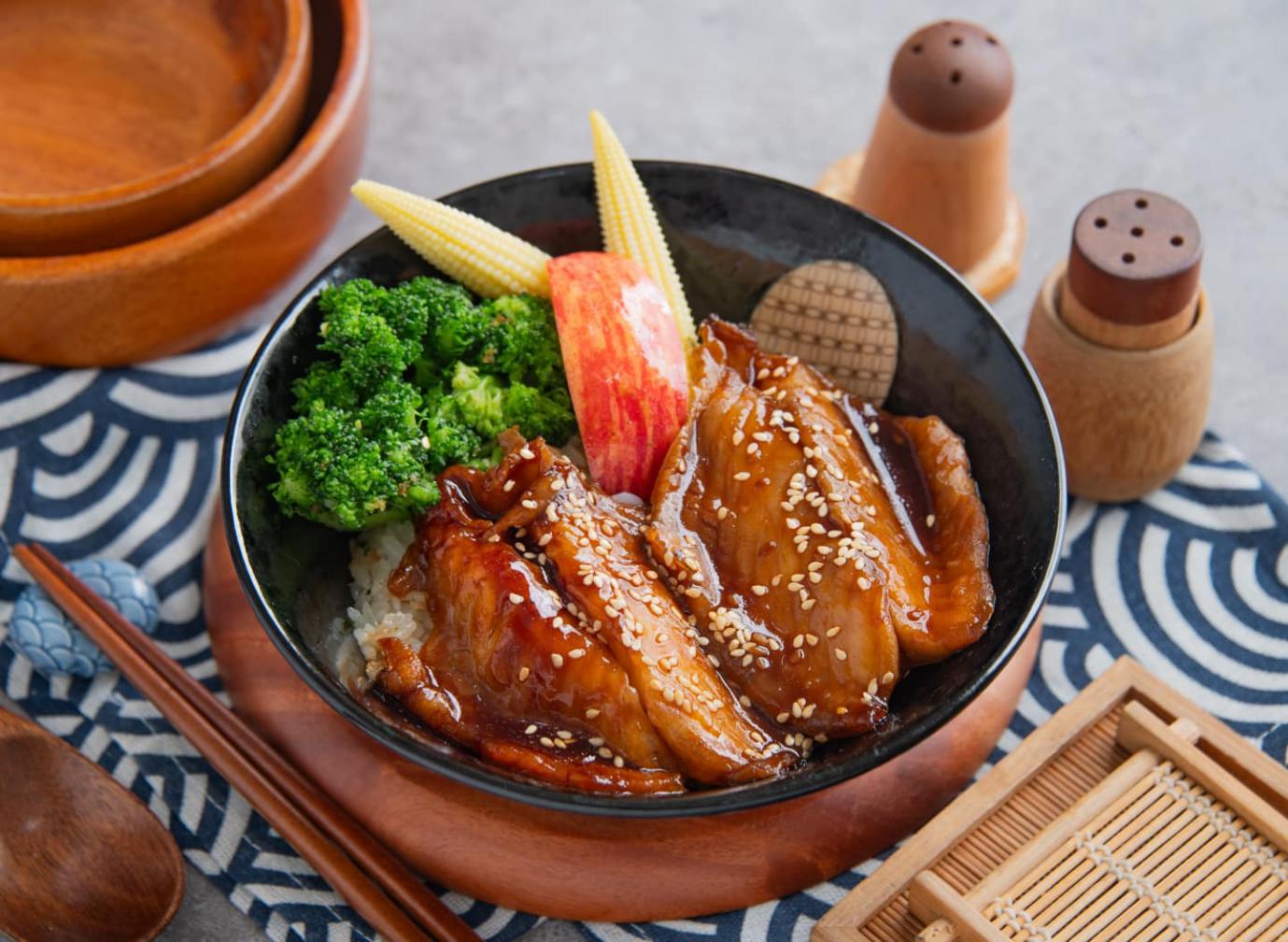 苗栗後龍丼飯新指標 百元起享職人級丼飯 熔岩起司與咖哩雙享受