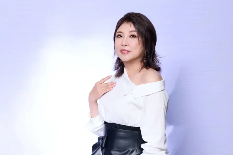 小江蕙陳思安睽違一年半回歸！新輯《雷陣雨》訴說喪親至暗時刻