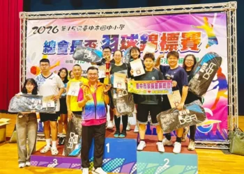 2026第15屆中市國中小總會長盃羽錦賽 中港高中體育館熱鬧開打！