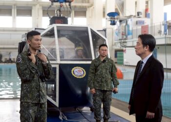 賴清德總統視導高雄國軍訓練中心 籲支持國防預算強化戰力共同守護臺灣民主自由