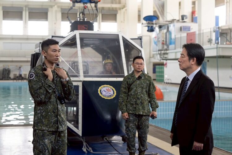 賴清德總統視導高雄國軍訓練中心 籲支持國防預算強化戰力共同守護臺灣民主自由