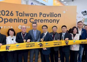 黃偉哲市長率臺南隊進軍新加坡食品展 展場人氣熱絡多元農產吸引國際買主