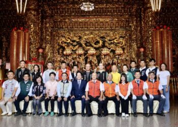 賴清德總統赴臺南西來庵、武龍宮、武德宮贈匾揭牌 黃偉哲市長陪同祈福盼國泰民安