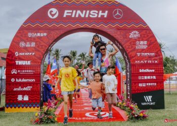 400位3歲小小鐵人萌力登場 萬名鐵人決戰台東活水湖！