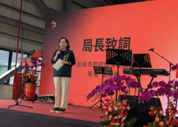 從農地工廠邁向航太之翼 臺南經發局輔導徠碩企業40週年轉型升級 公私協力打造產業轉型模範