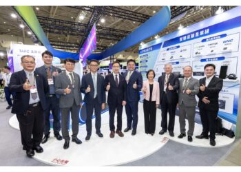 台北國際車用電子展「城際氫能大巴」與「AI智慧座艙」亮相 經濟部TARC主題館大秀台灣車電雙引擎